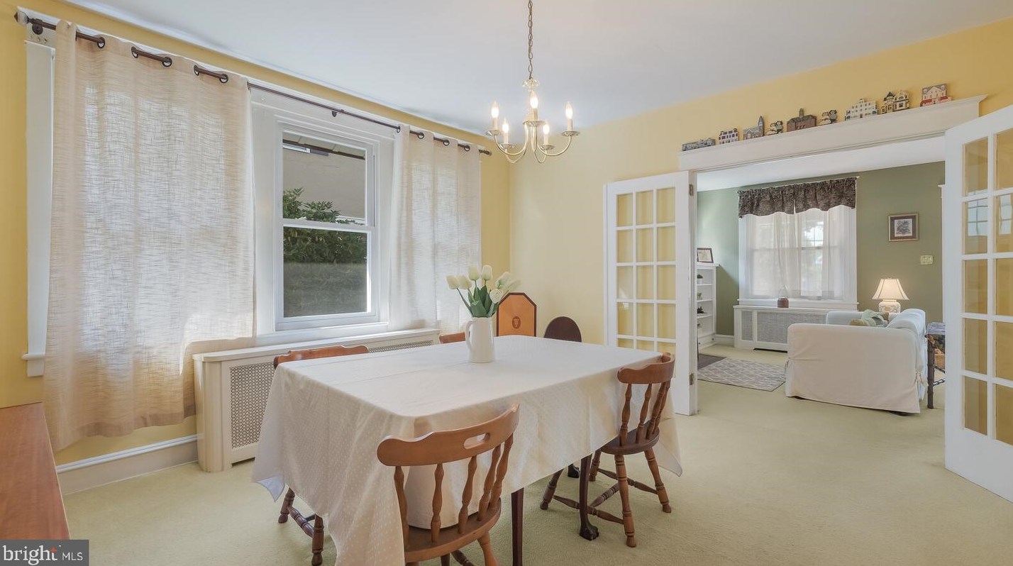 227 Cliveden Ave, Ardsley PA 19038-3509 exterior