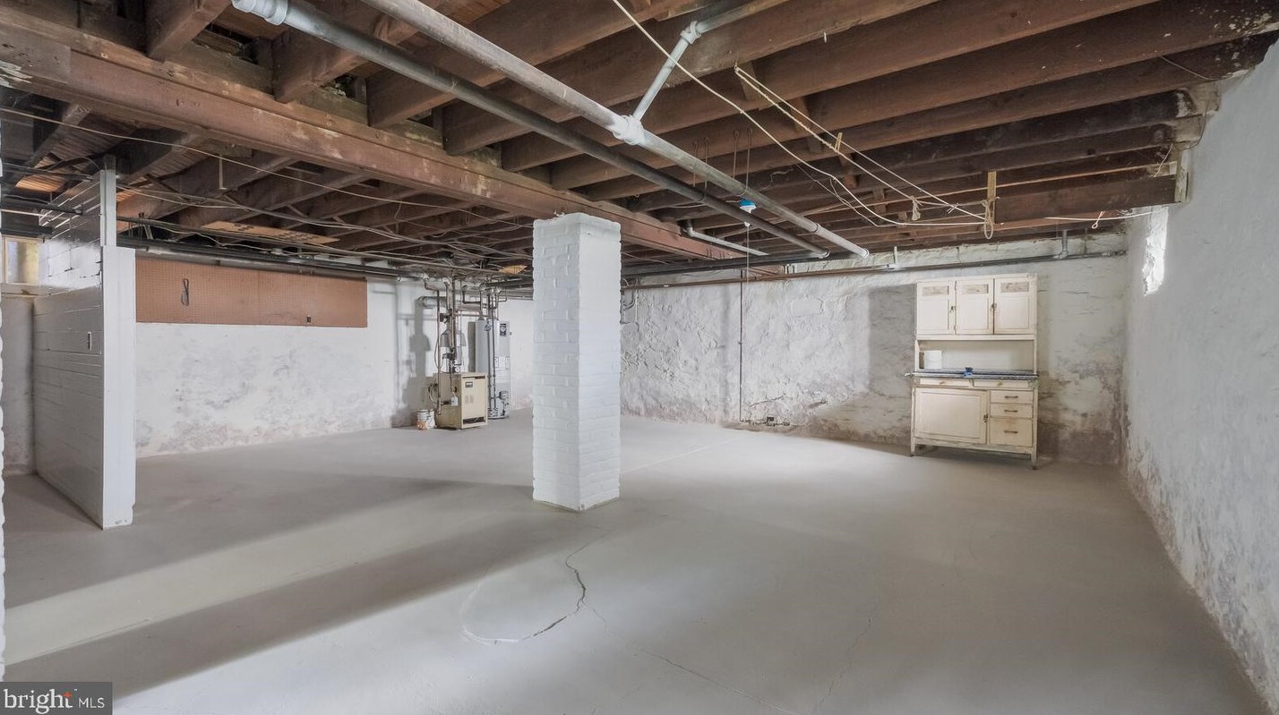 227 Cliveden Ave, Ardsley PA 19038-3509 exterior