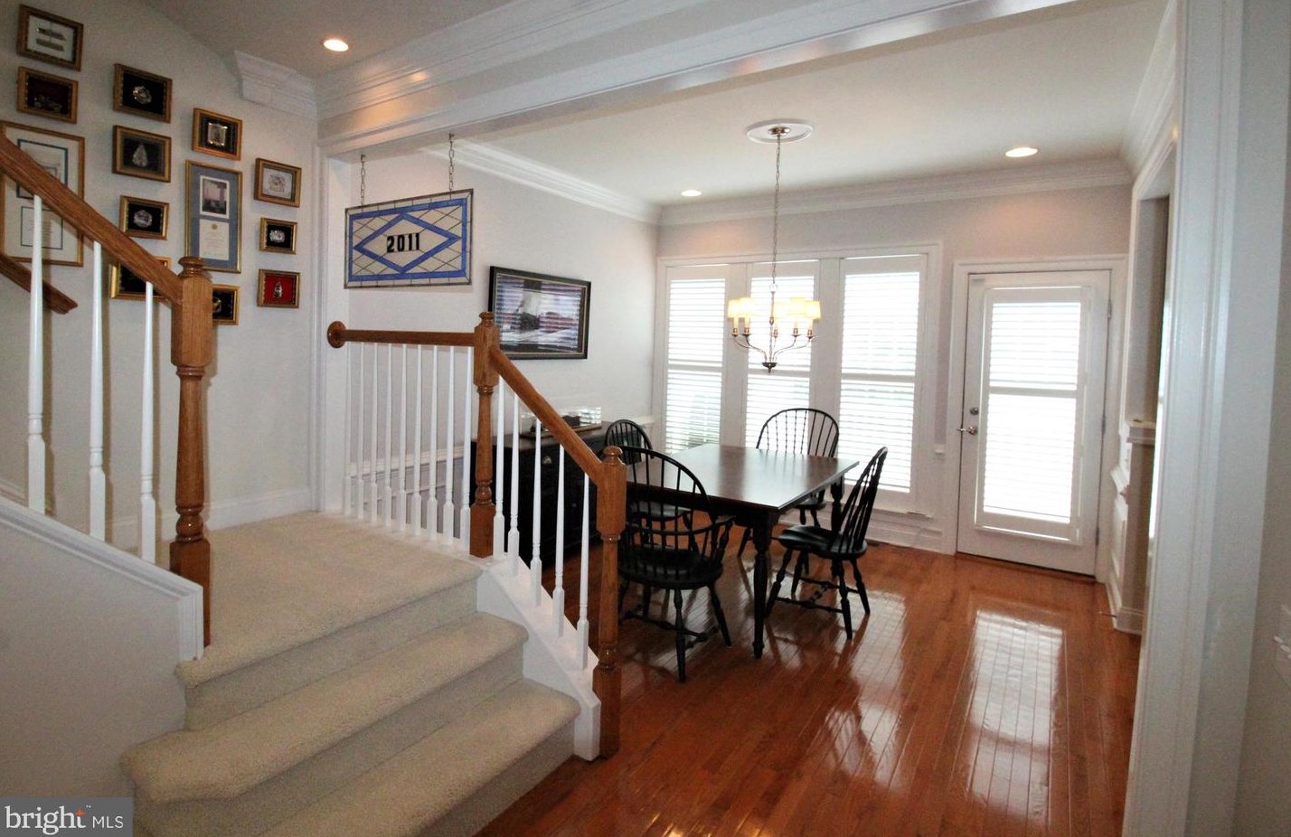 102 Bishop Dr, North Wales PA  19454-1534 exterior