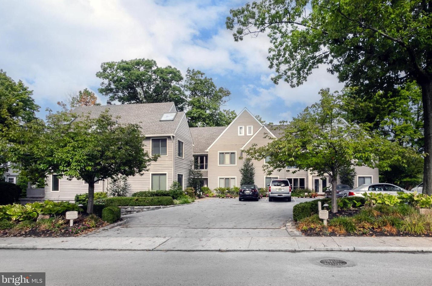 232 Church Rd #1-d, Ardmore, PA 19003