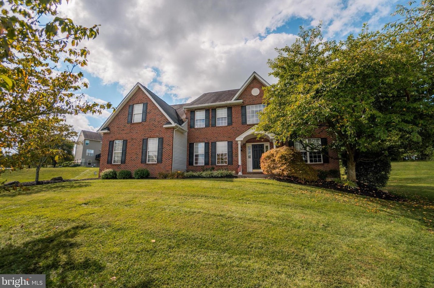 2861 Marietta Way, Gilbertsville, PA 19525