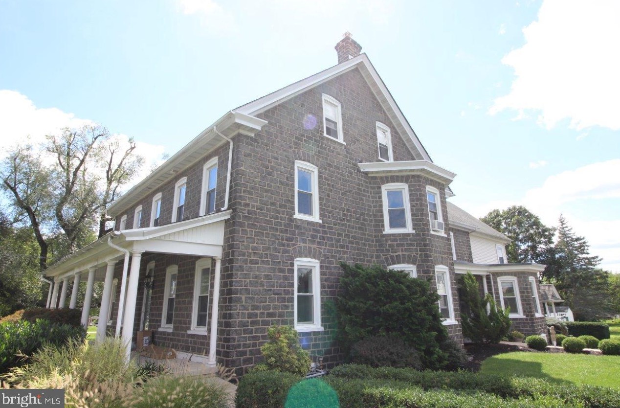 418 Allentown Rd #unit 2, Souderton, PA 18964