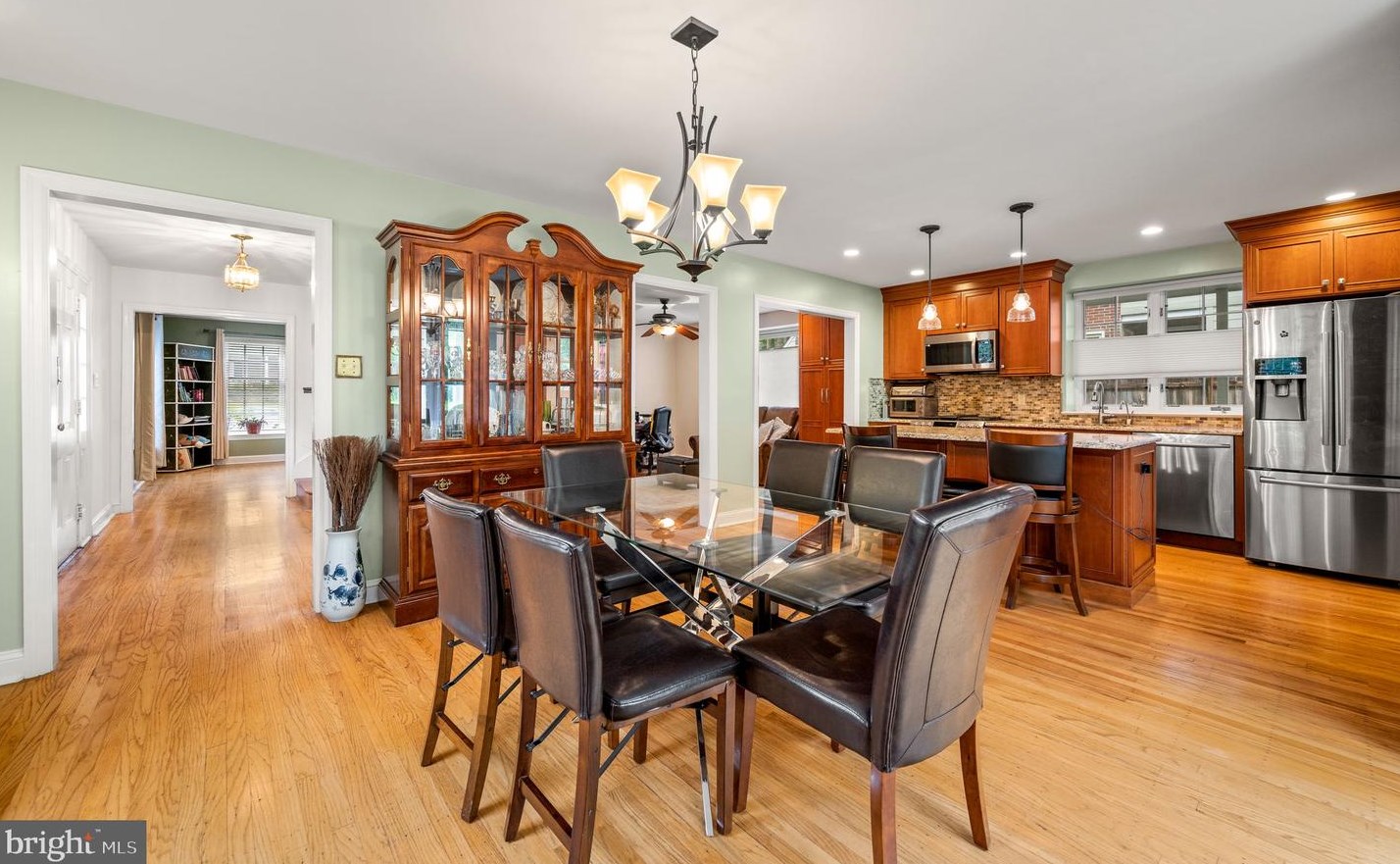 711 Sussex Rd, Penn Wynne PA 19096-2414 exterior