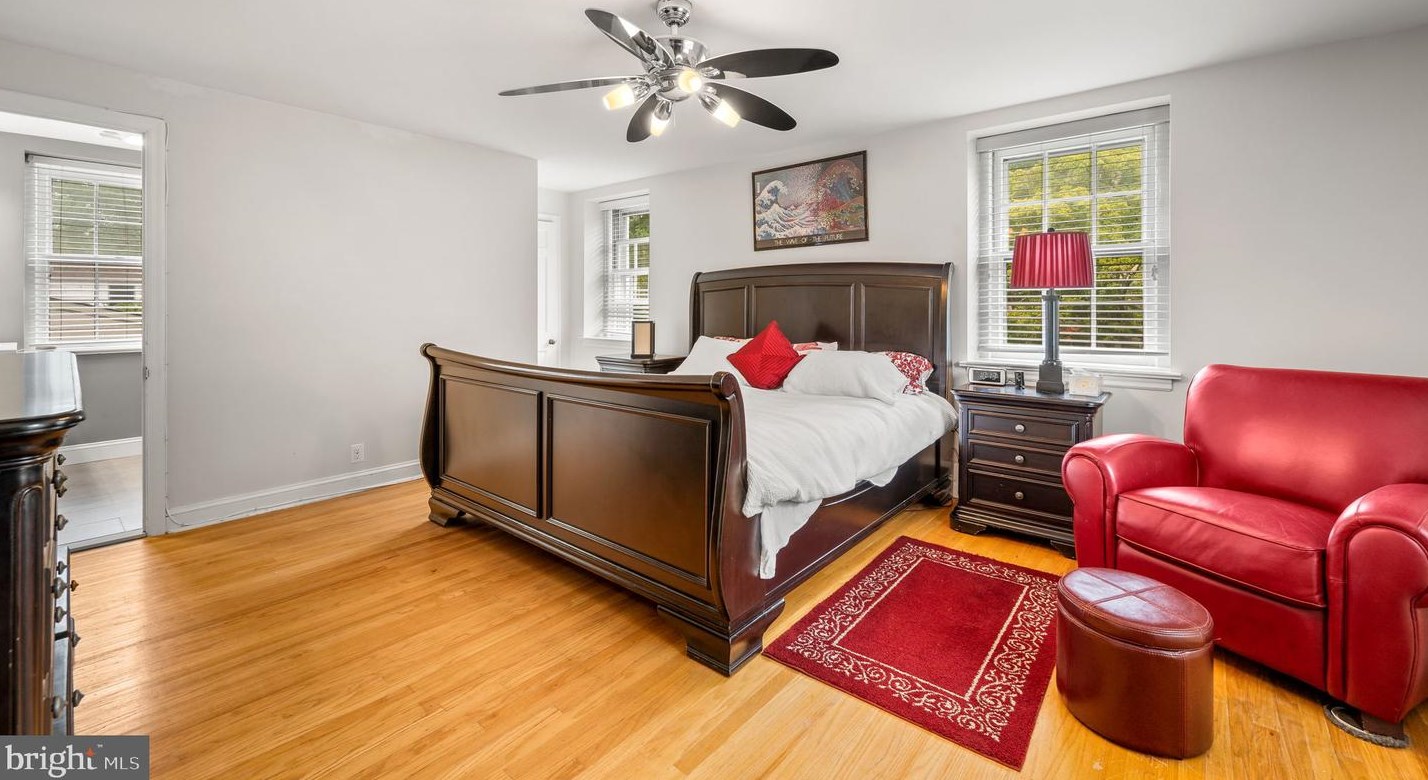 711 Sussex Rd, Penn Wynne PA 19096-2414 exterior