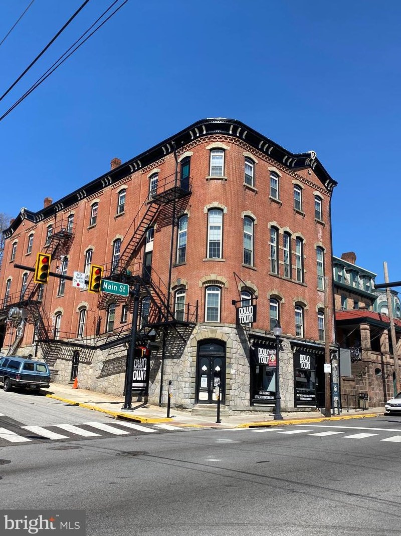 13 N 4th Ave Apt 11, Limerick, PA 19468