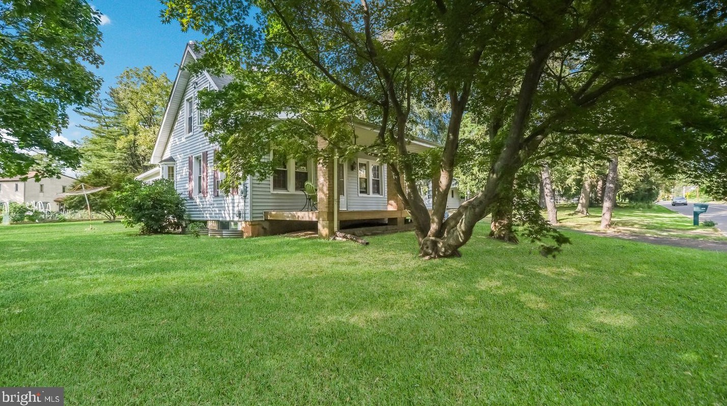 2000 E Vine St, Hatfield, PA 19440