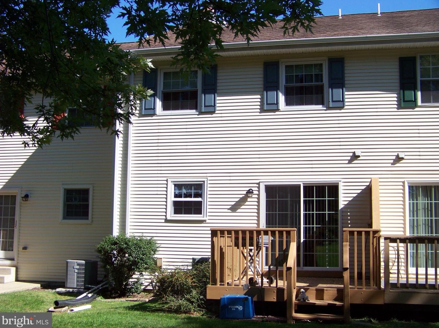 35 Stafford Sq, Spangsville, PA 19512-9742