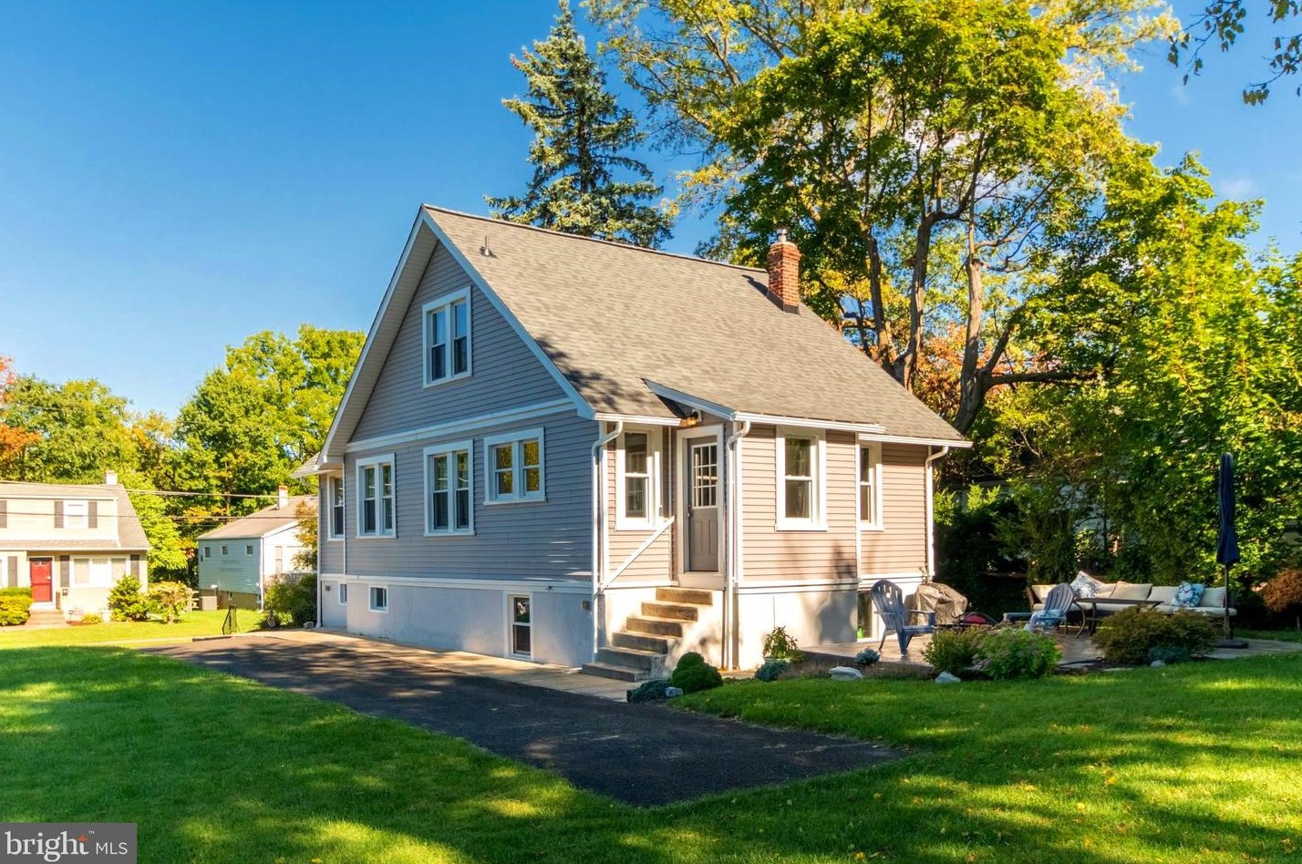 131 Tennis Ave, Ardsley, PA 19038-1627