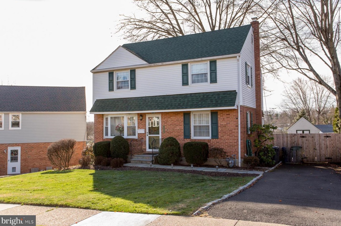 2936 Banner Rd, Willow Grove, PA 19090