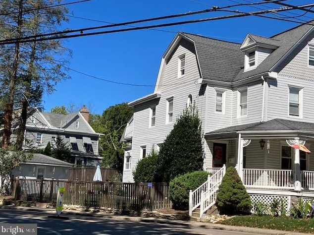 172 Harrison Ave, Ardsley, PA 19038-4009
