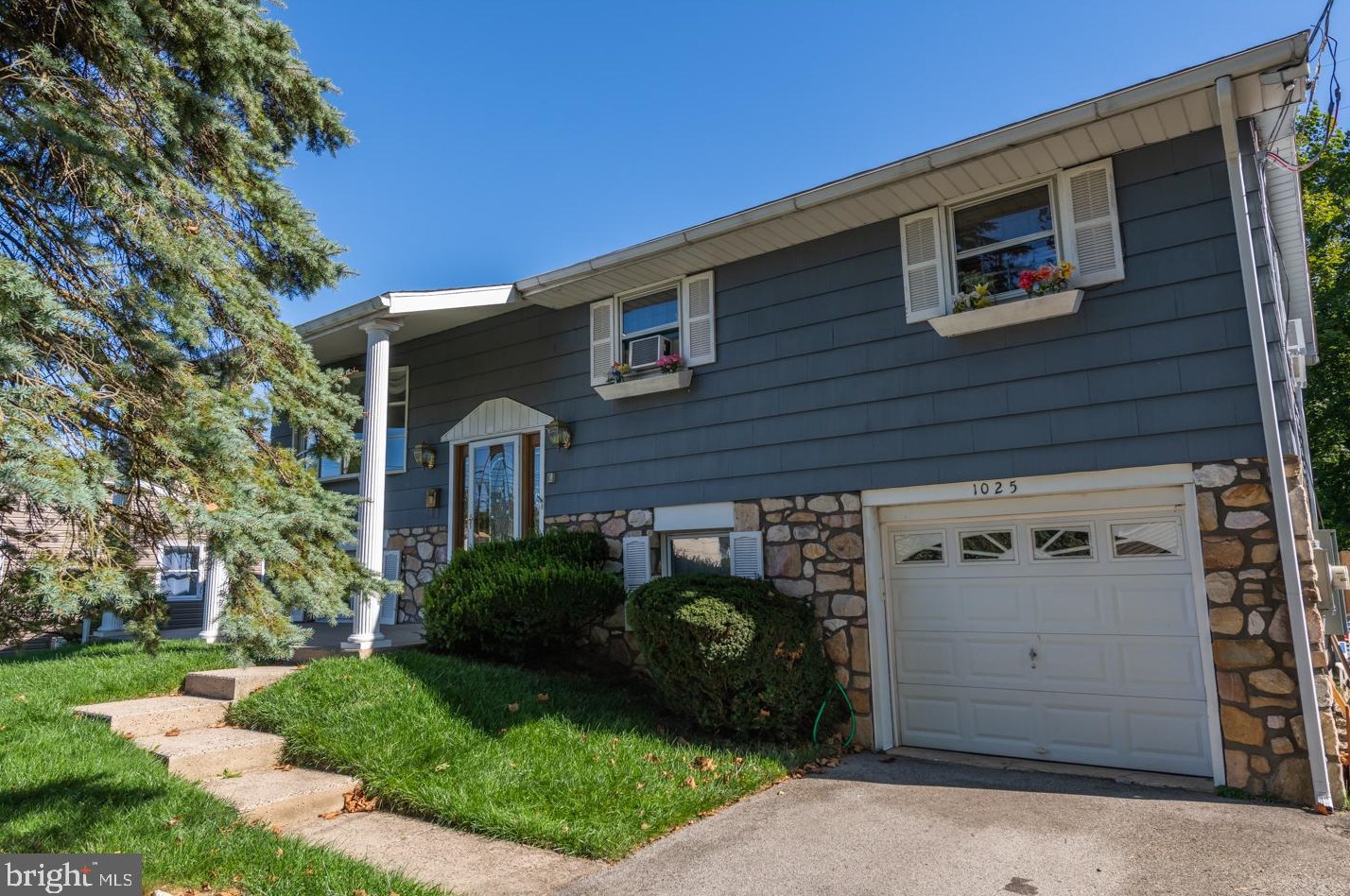 1025 East Ave, Blue Bell, PA 19422