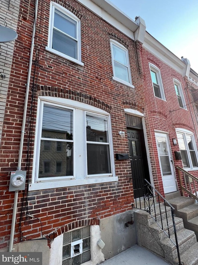 33 W Front St, Norristown, PA 19405