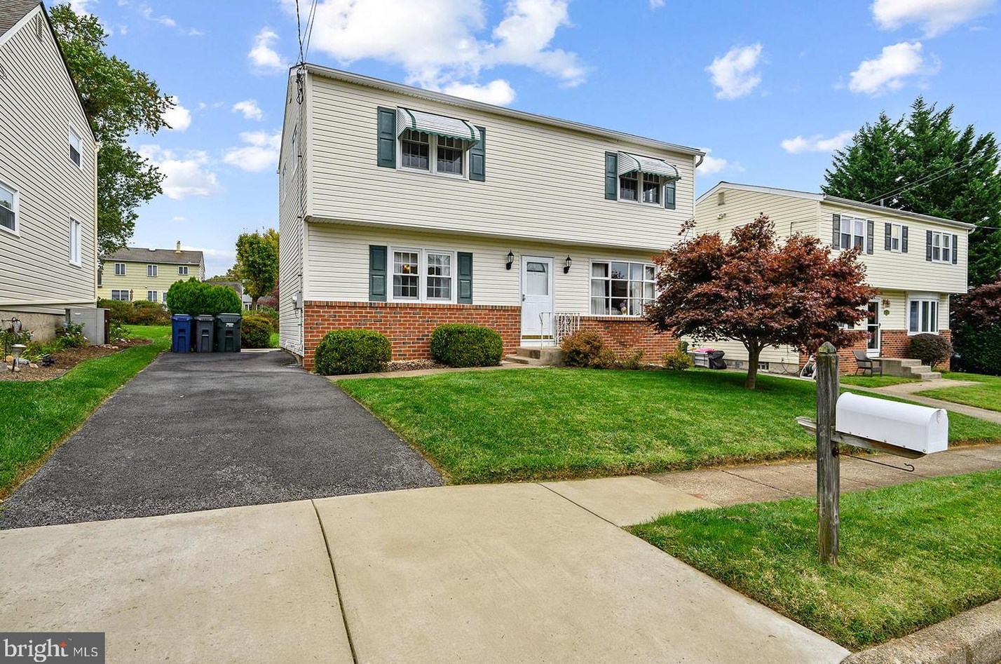 2813 Rubicam Ave, Willow Grove, PA 19090