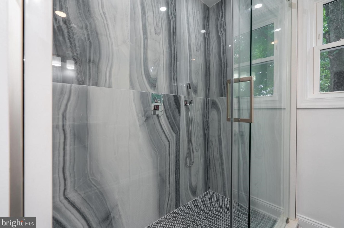 247 Hills Ave, Ardsley PA  19038-1623 exterior