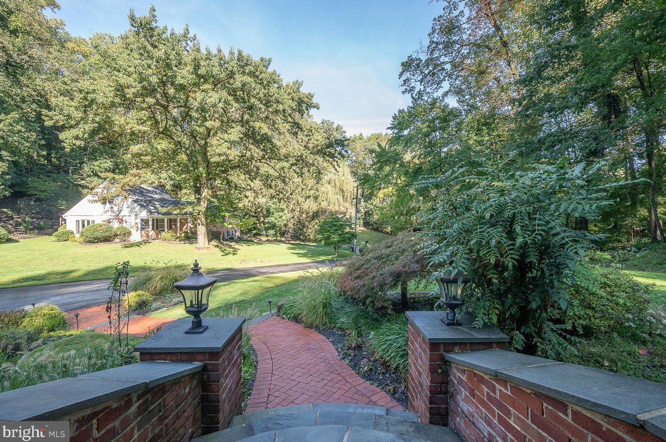 1431 Sandy Cir, Penn Valley, PA 19072-1121