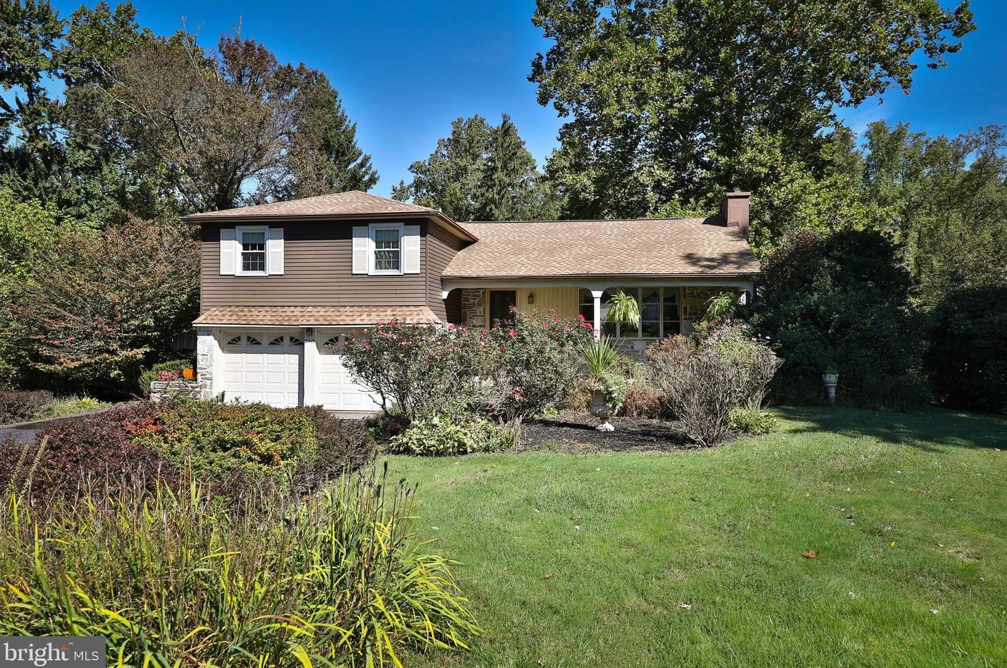 2415 Ball Rd, Willow Grove, PA 19090