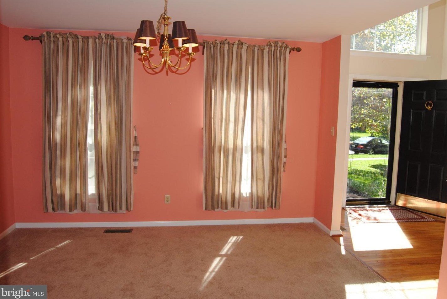 115 Newport Ln, North Wales, PA 19454-1459