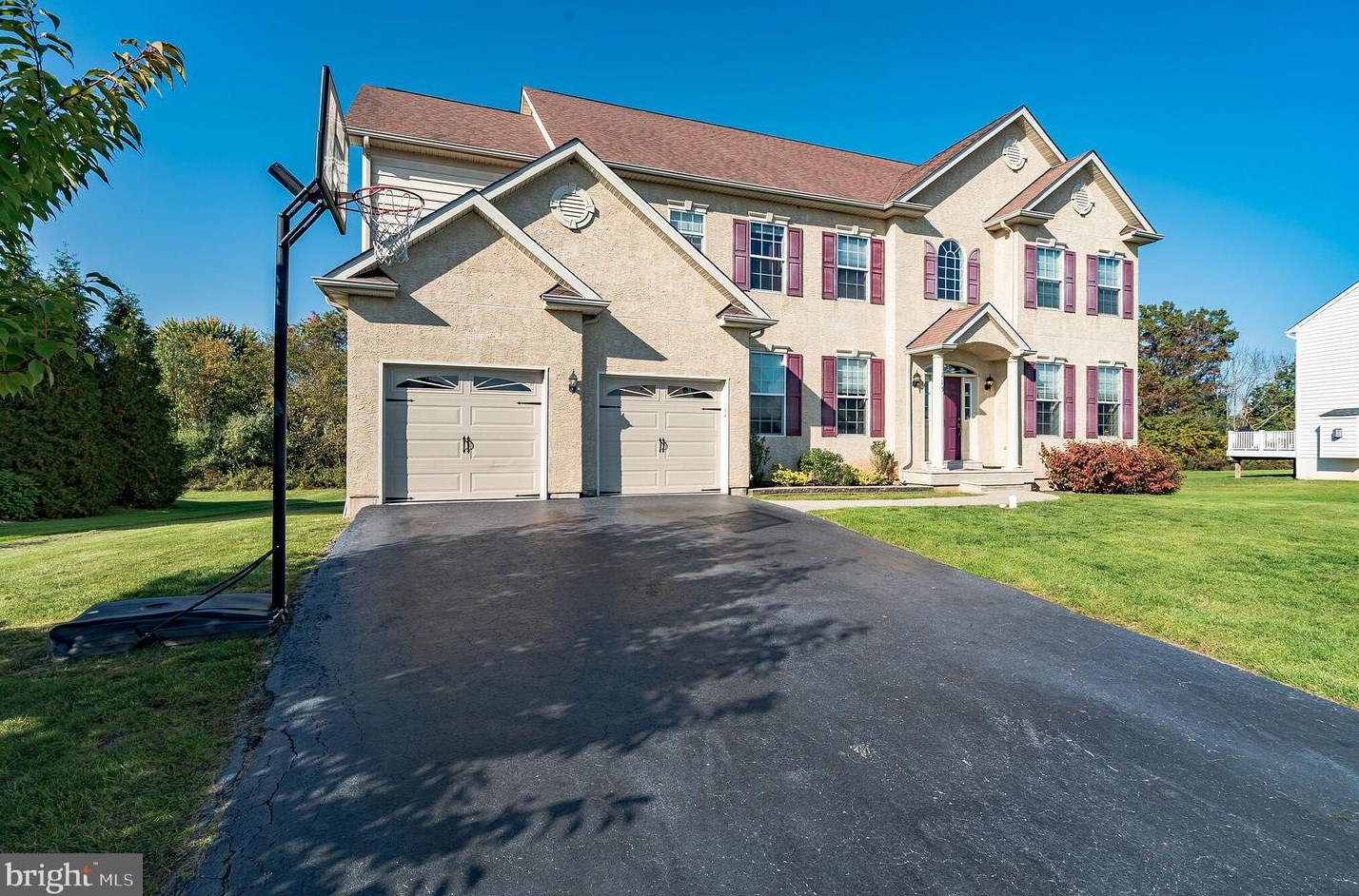 119 Garnet Dr, Gilbertsville, PA 19525