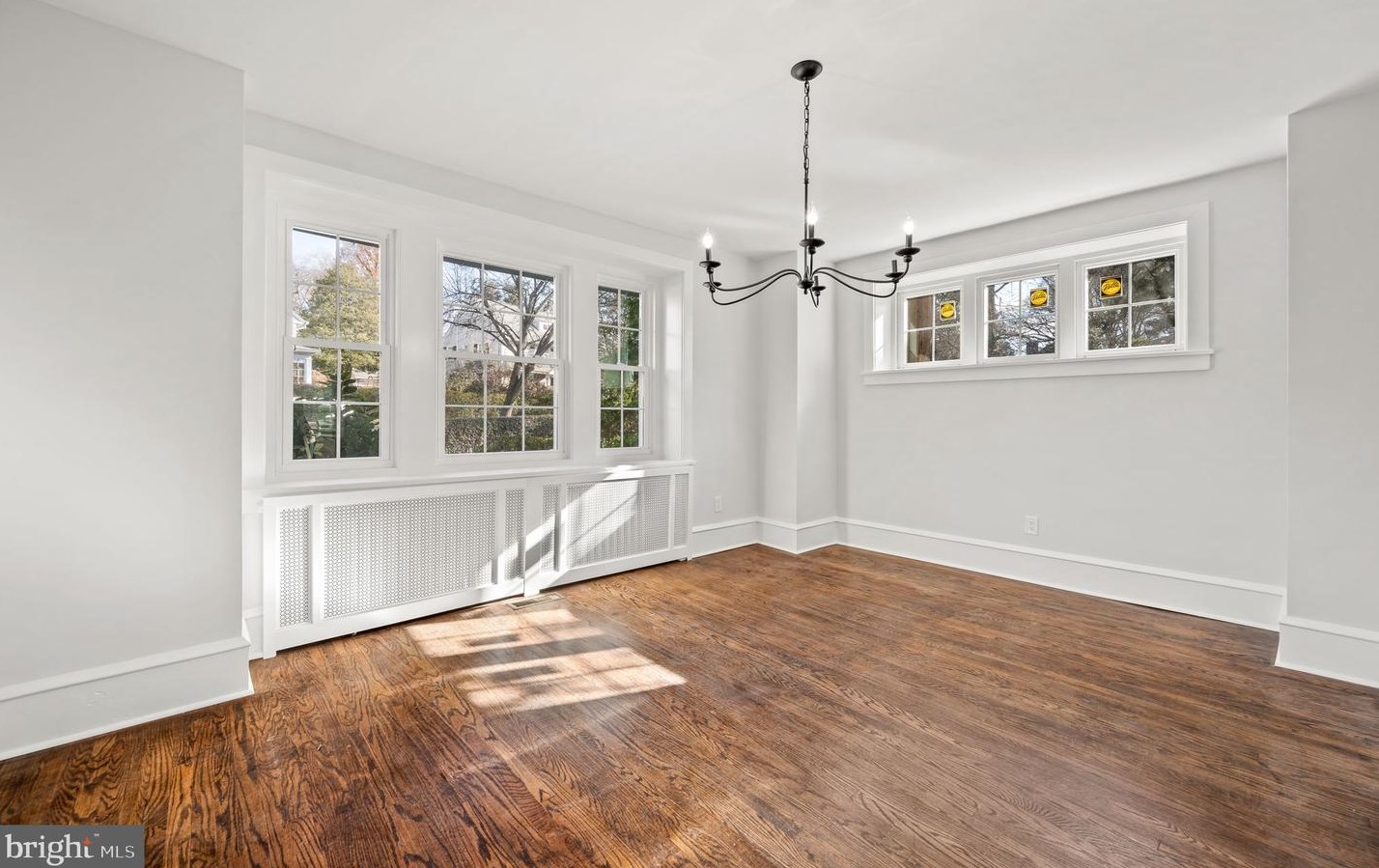 250 Hathaway Ln, Penn Wynne PA 19096-1924 exterior