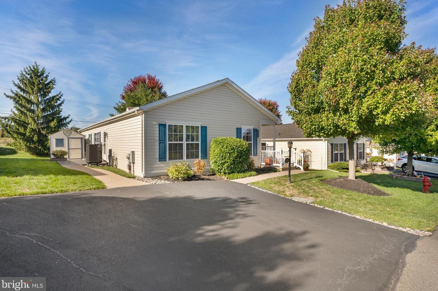 2048 Highland Ct, North Wales, PA 19454-1174
