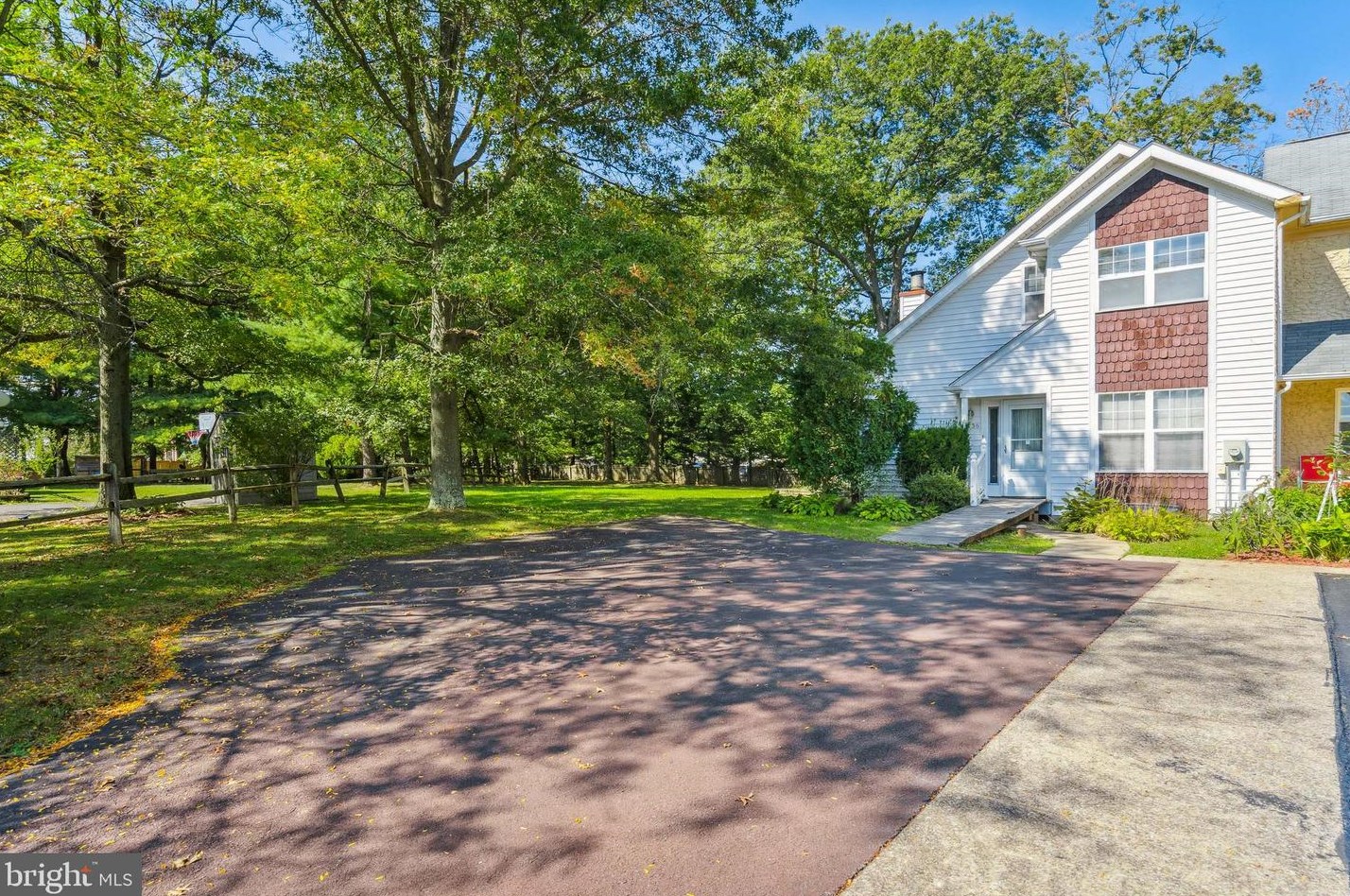 2536 Oxford Ct, Hatfield, PA 19440-3944