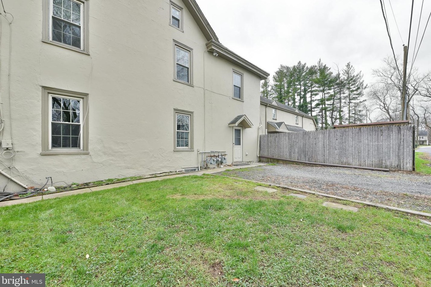 725 Bethlehem Pike, Flourtown, PA 19031