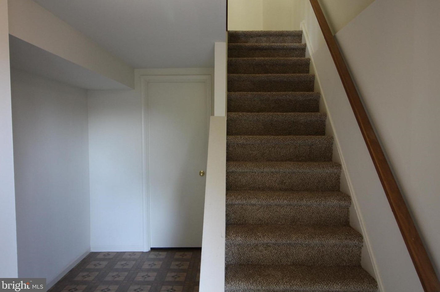 1939 Yorktown S, Norristown, PA 19403