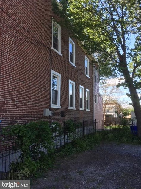 13 Center St, Norristown, PA 19405