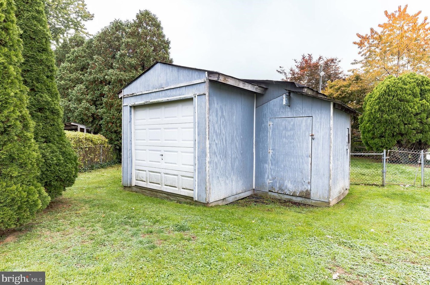 503 Garfield Ave, Ardsley PA 19038-1908 exterior