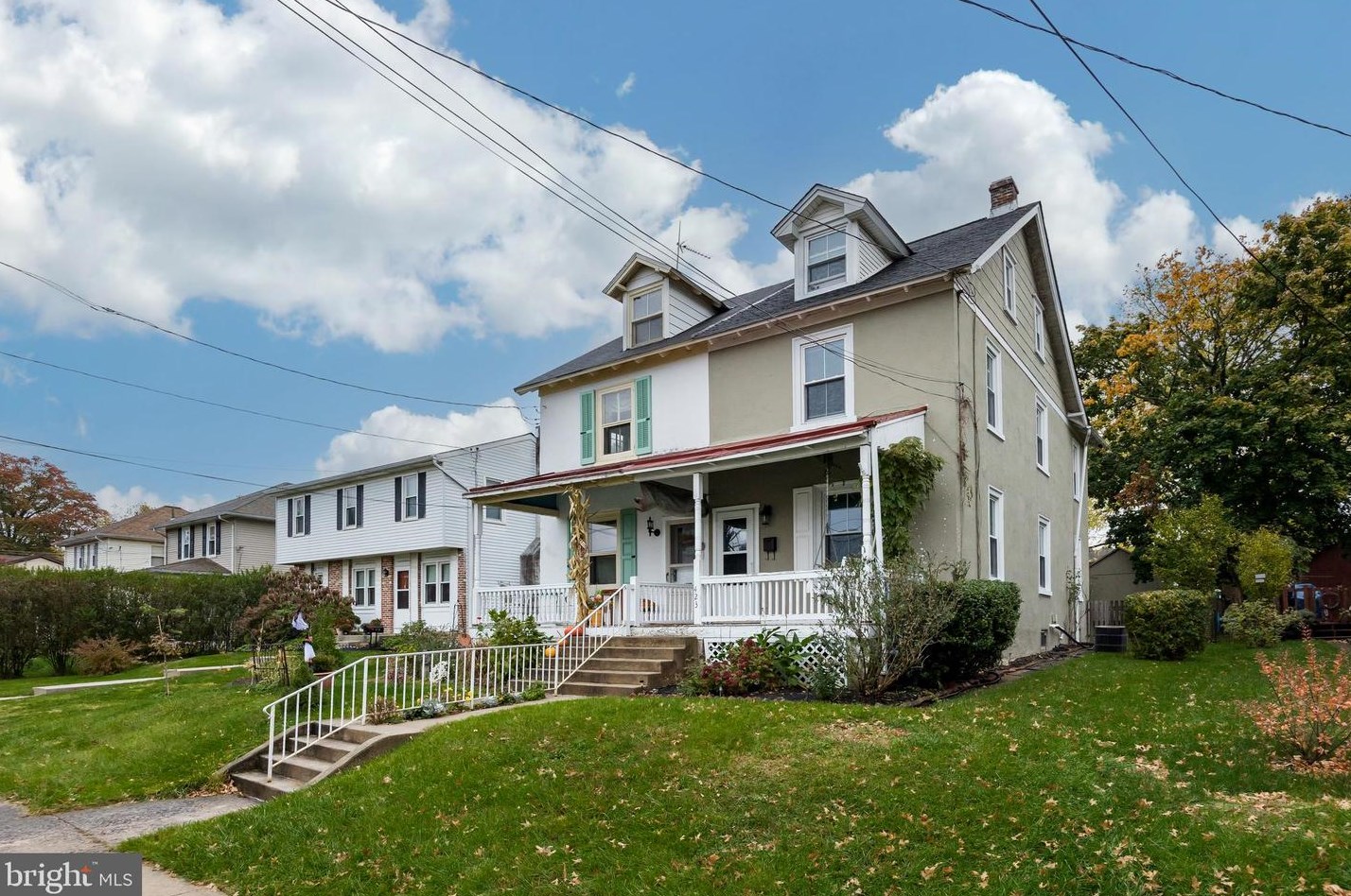 423 Shearer St, North Wales, PA 19454