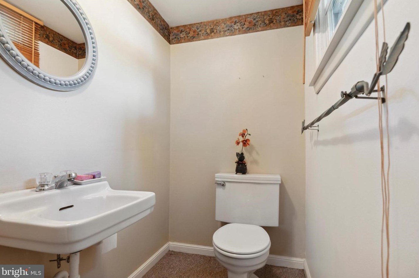 718 Roslyn Ave, Ardsley PA  19038-3805 exterior