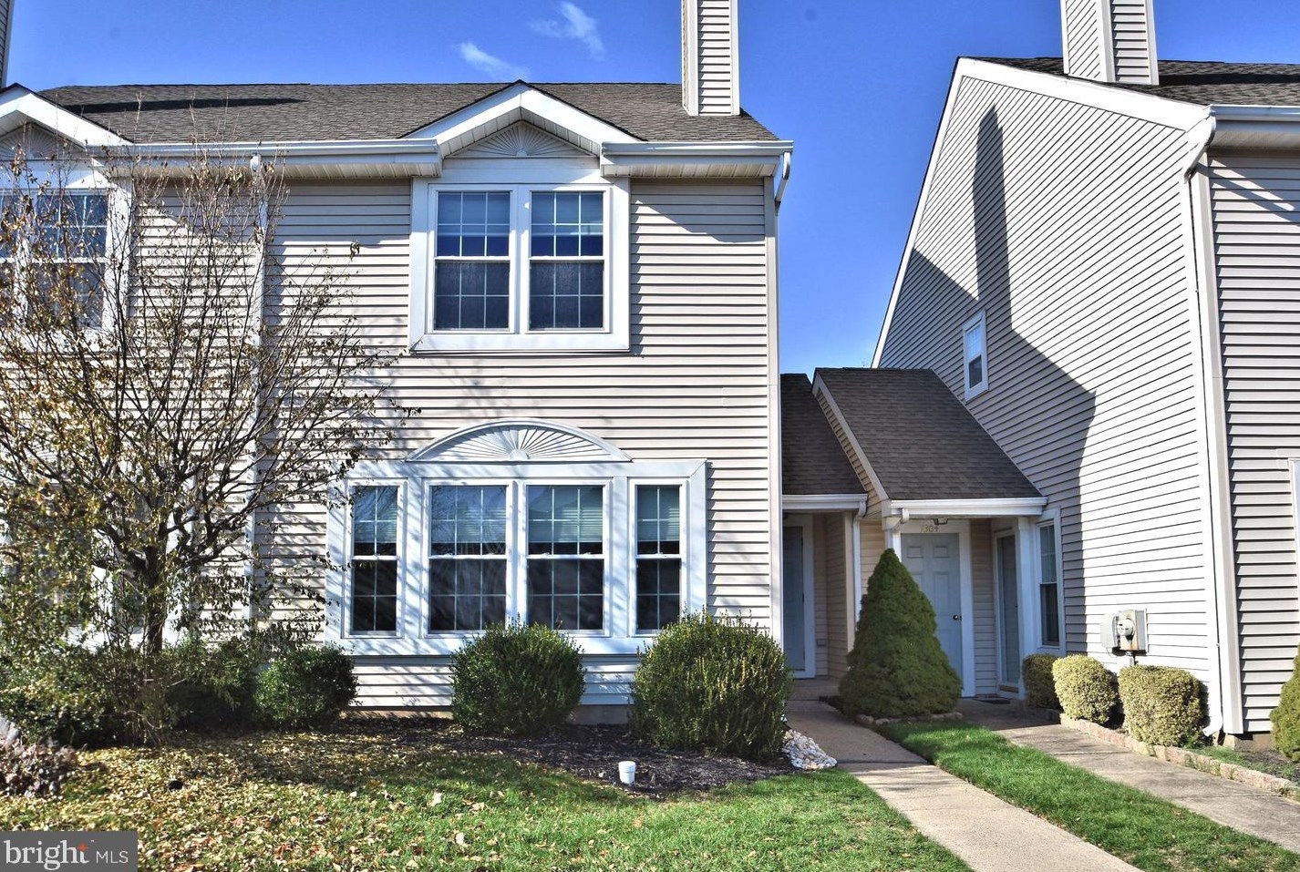 1303 Kenwood Dr, North Wales, PA 19454-3707