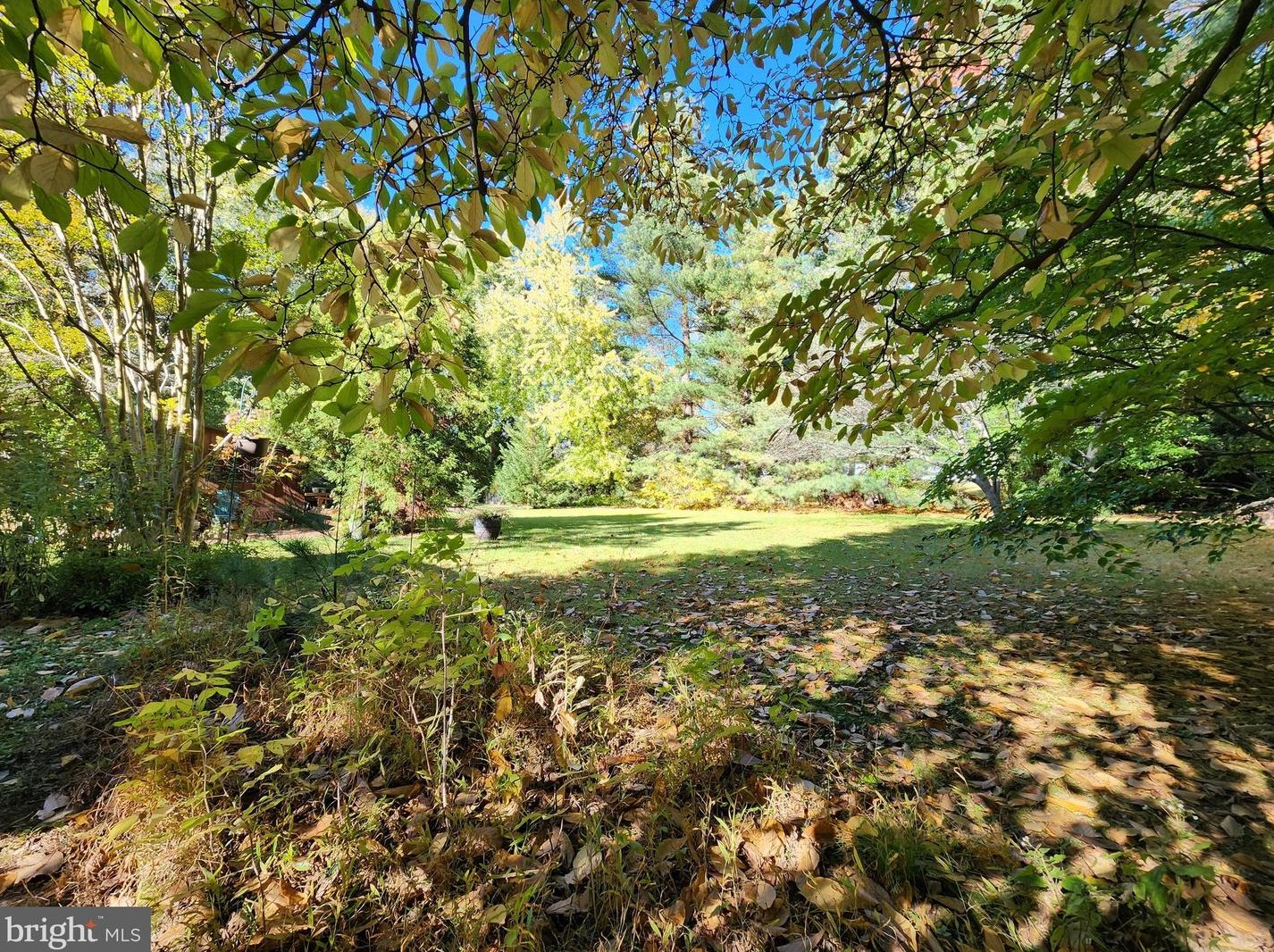 11 Brentwood Dr, Willow Grove, PA 19090