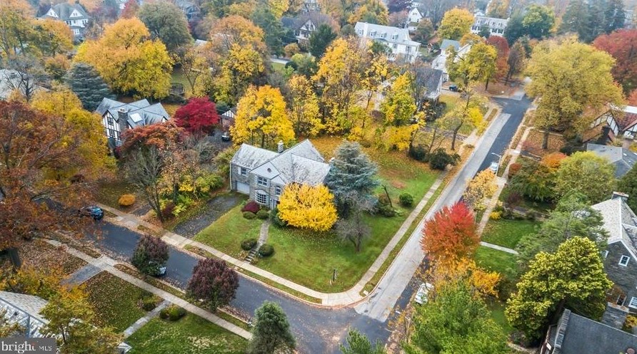 422 Chapel Rd, Melrose Park, PA 19027