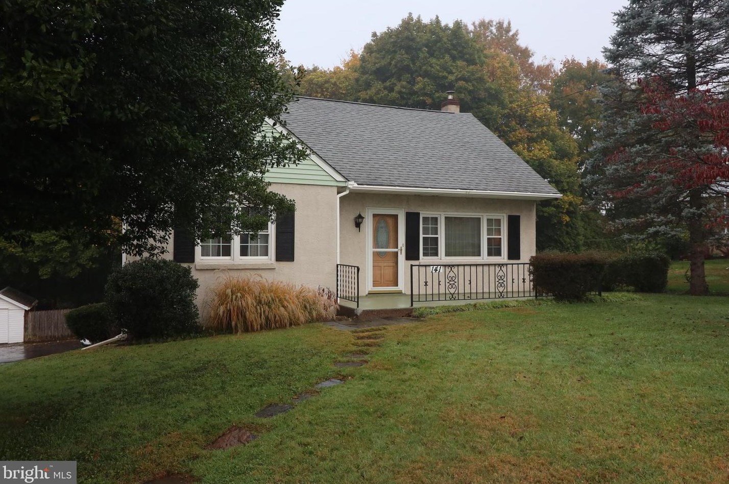 141 W Cherry Ln, Souderton, PA 18964