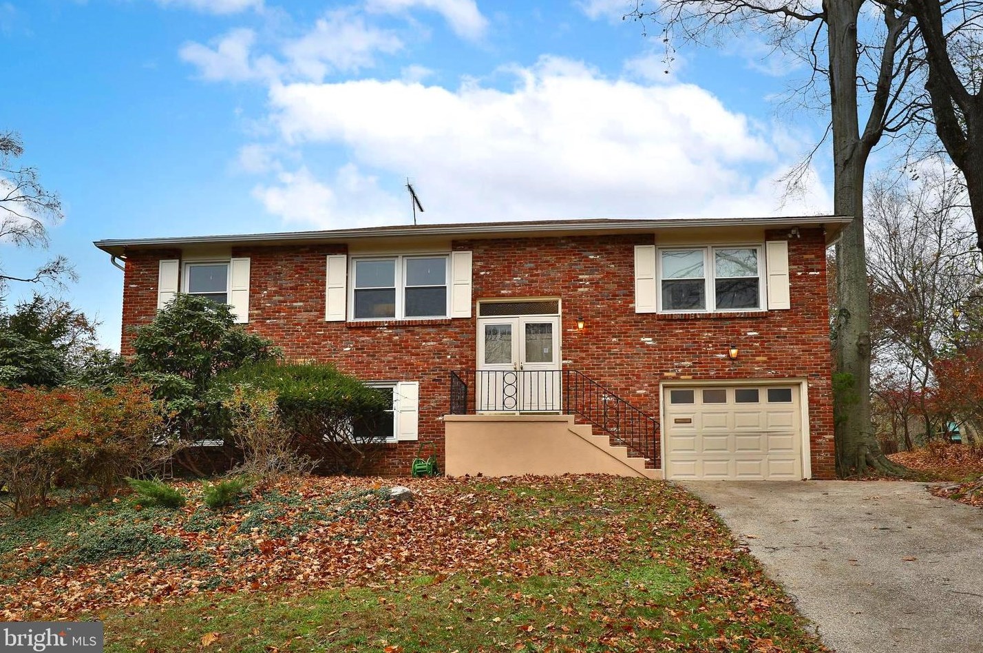 1112 Clark Rd, Ardsley, PA 19038-7504