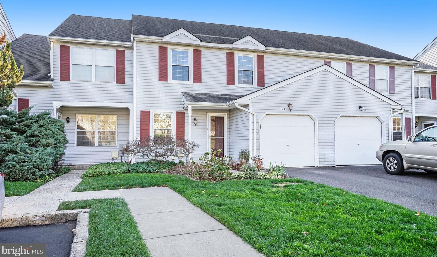 104 Somerset Ct, Lansdale, PA 19446