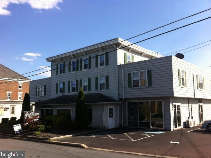 25 Bridge St #2, Collegeville, PA 19426