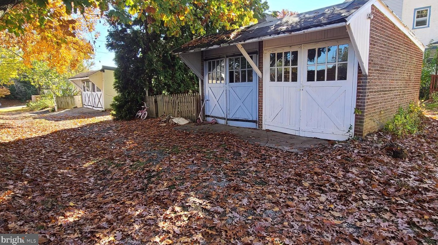 353 Keswick Ave, Ardsley PA  19038-4217 exterior