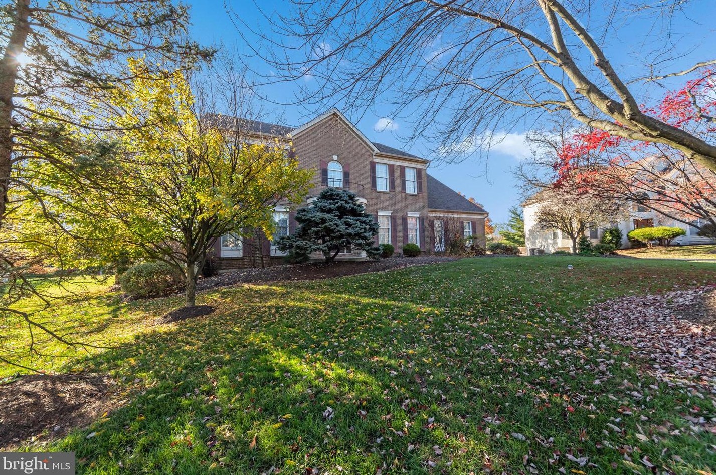316 Centennial Dr, Blue Bell, PA 19422