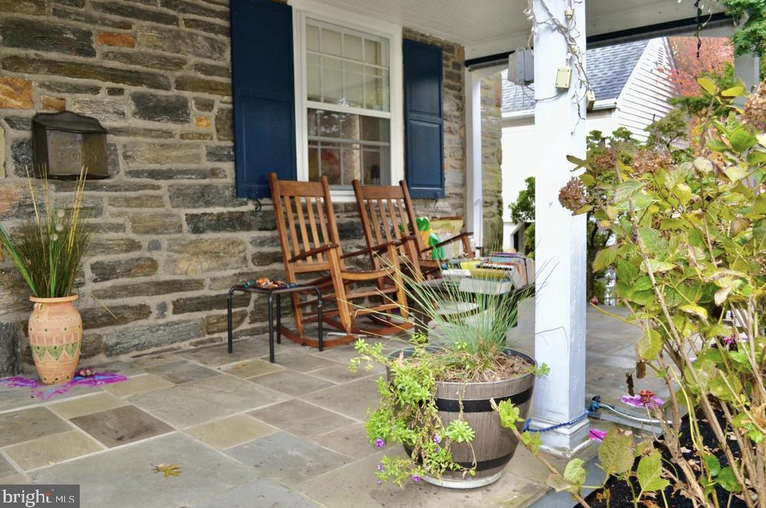 108 Rolling Rd, Penn Wynne, PA 19096