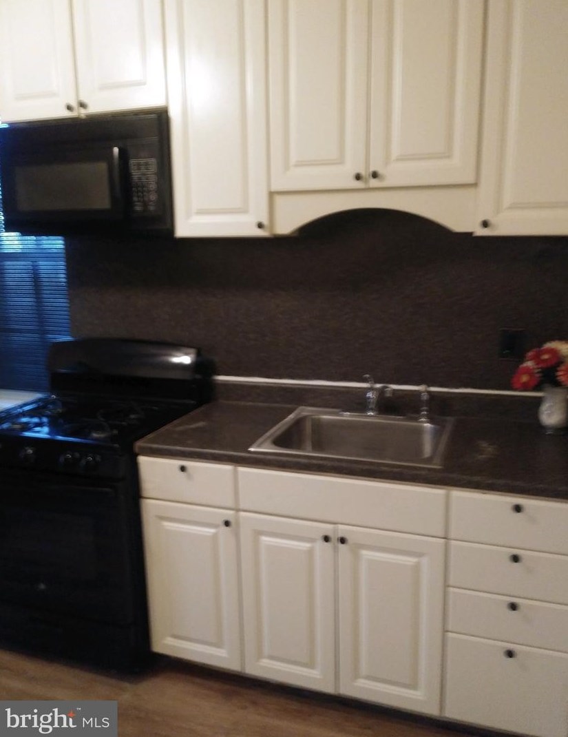 507 Noble St, Norristown, PA 19401