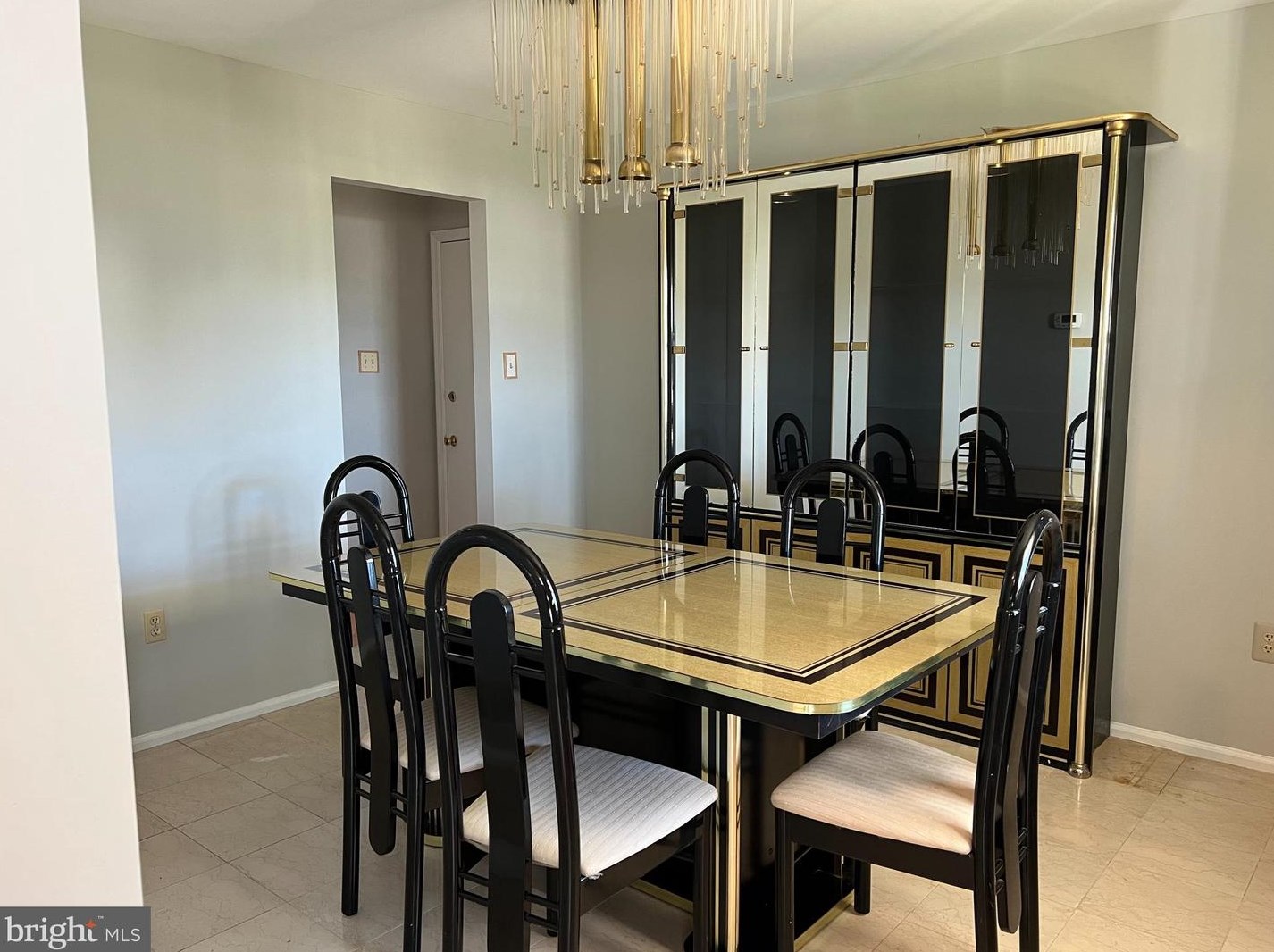 925 Van Sant Ln, Prospectville, PA 19002