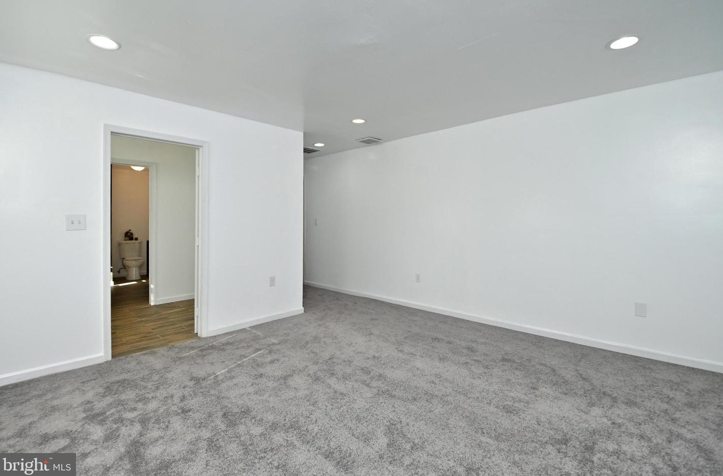 1608 Chattin Rd, Ardsley PA  19038-7119 exterior