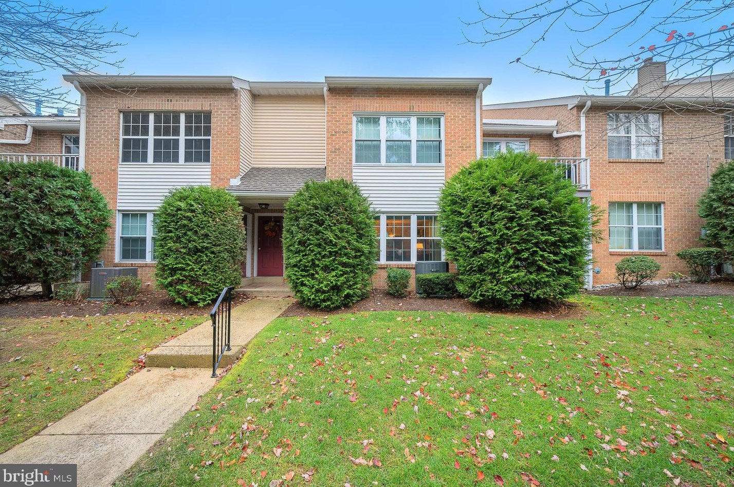 613 Valley Glen Rd, Melrose Park, PA 19027