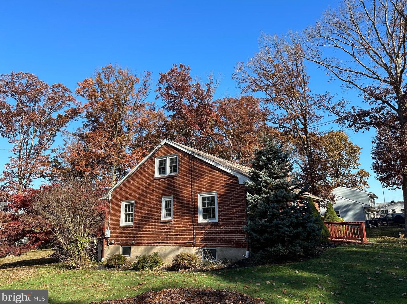 517 Woodlyn Ave, Harleysville, PA 19438