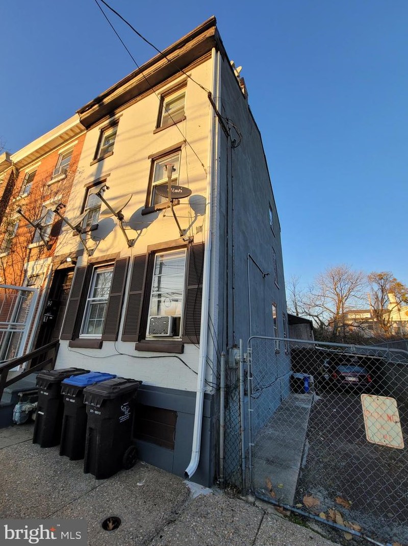 227 E Penn St, Norristown, PA 19401