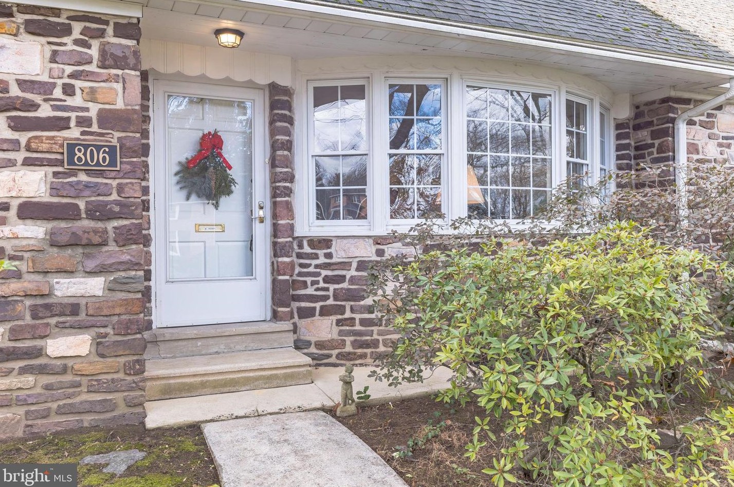 806 Fairway Rd, Ardsley, PA 19038-1407