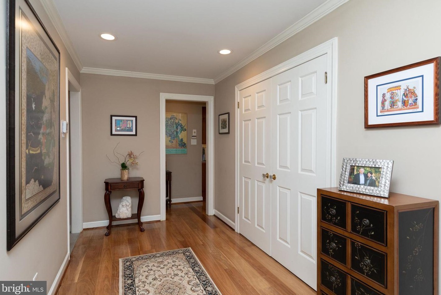 10 Hounds Run Ln, Blue Bell, PA 19422