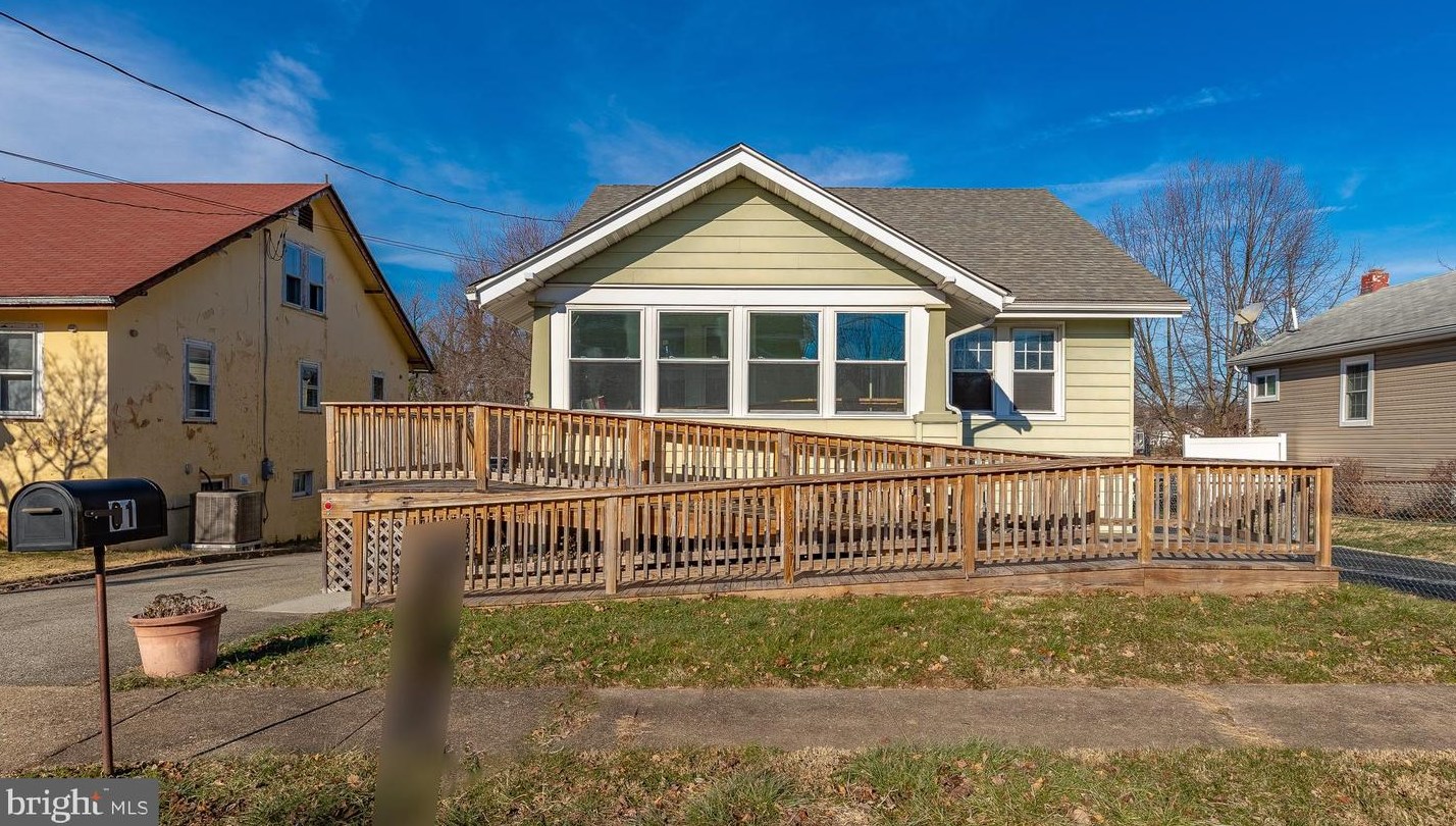 61 Potts, Norristown, PA 19403